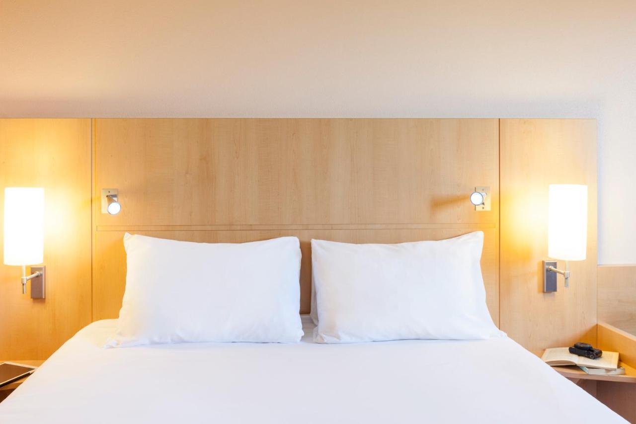 Double Room,1742687832:JPEG