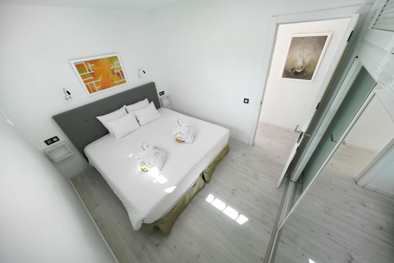 Superior One-Bedroom Apartment