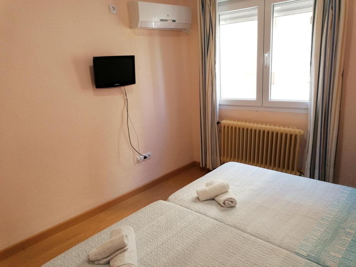 Camera Doppia con Letti Singoli