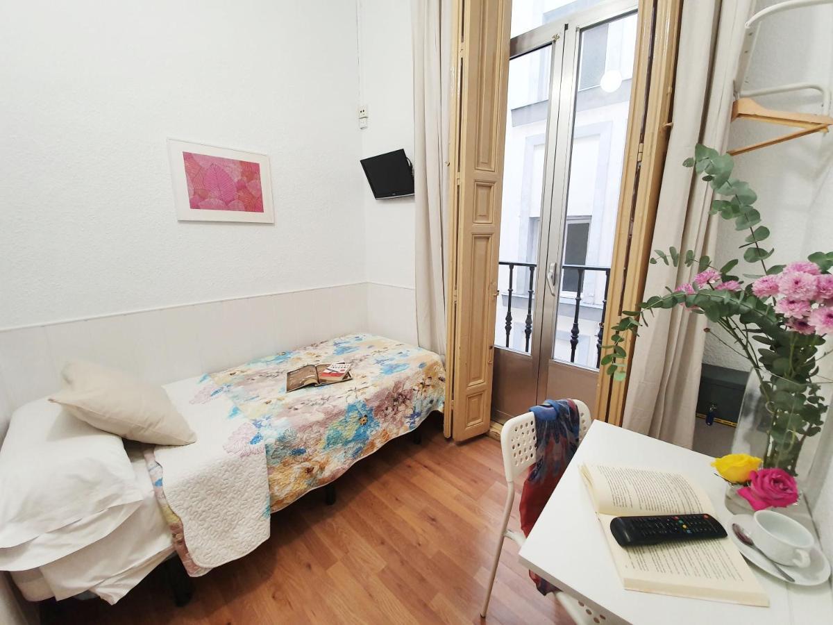 Single Room,1589326101:JPEG