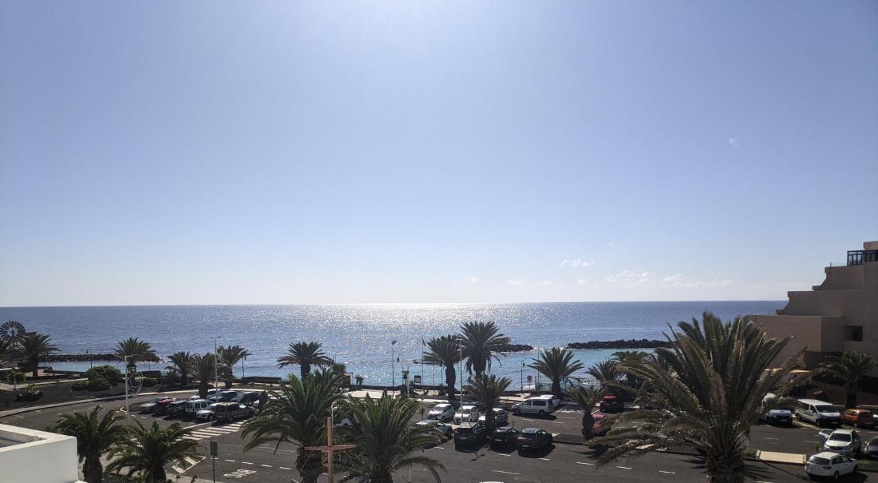 One-Bedroom Apartment with Sea View,1272551581:JPEG