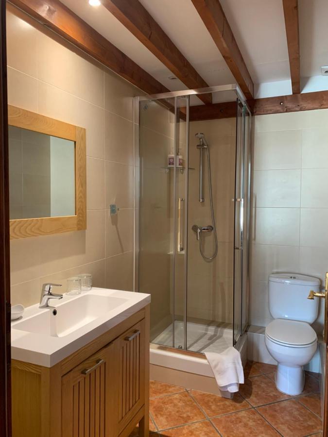 Double or Twin Room with Mountain View