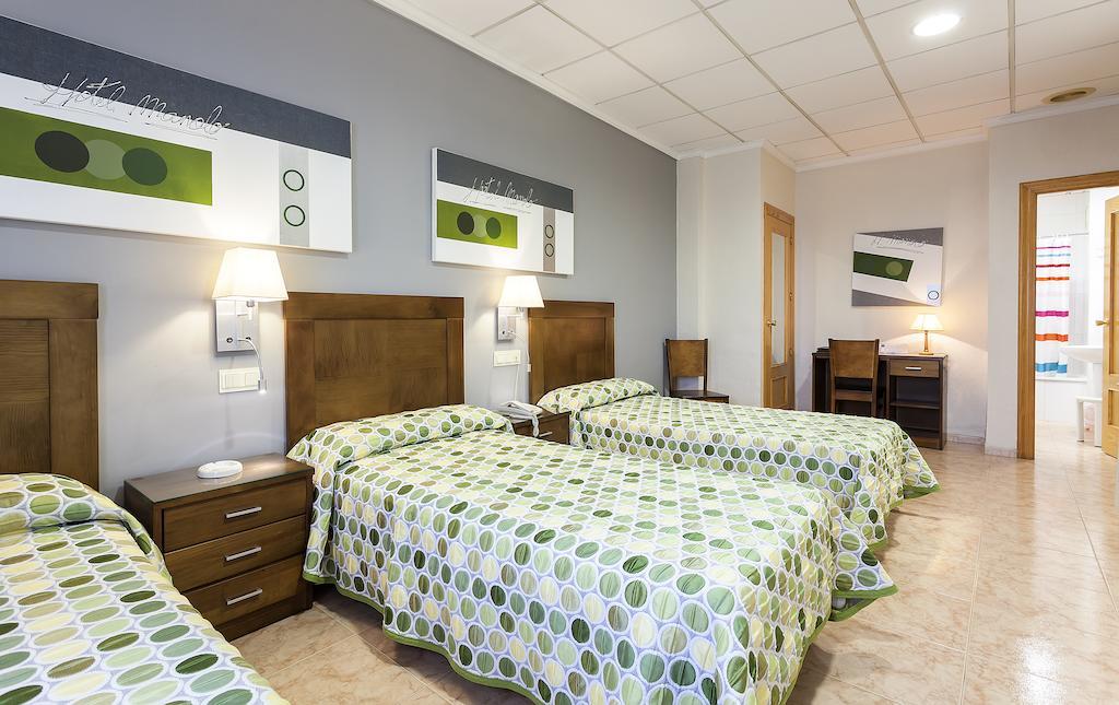 Interconnecting Room (5 Adults)