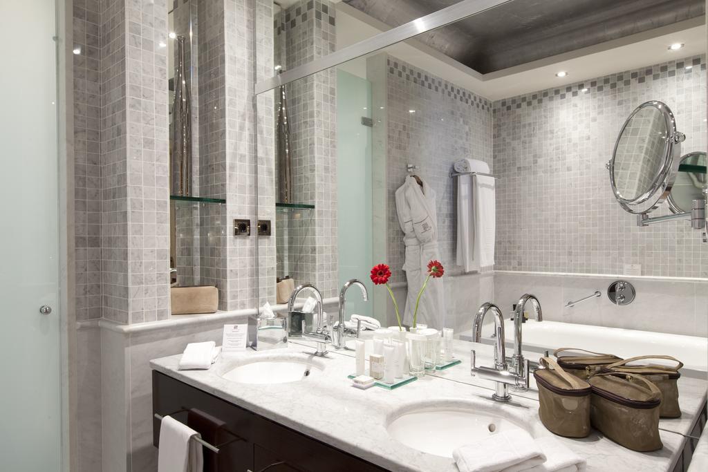 Grand Suite (1-5 Adults)