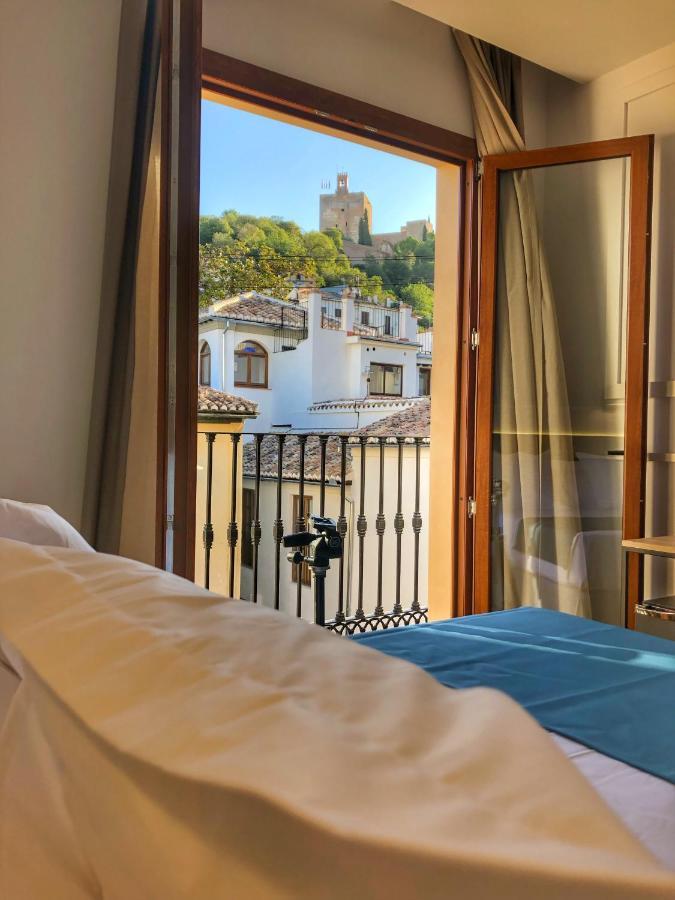Deluxe Alhambra View