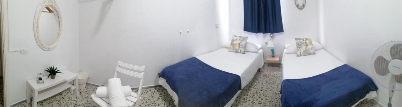 Twin Room,1111946136:JPEG