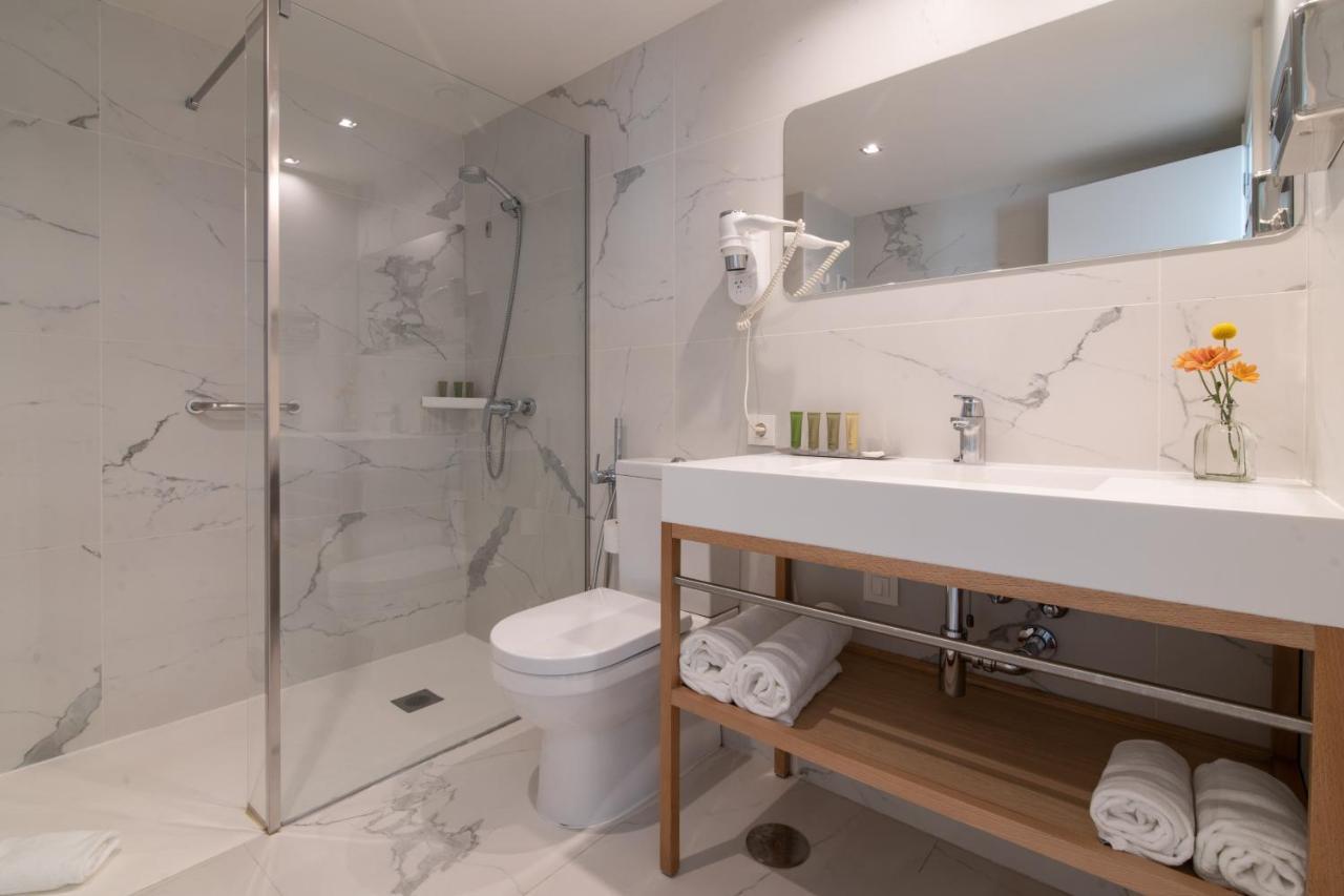 Standard Double or Twin Room,1154459313:JPEG