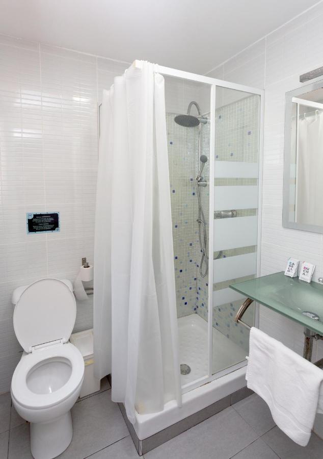 Triple Room Private Bathroom