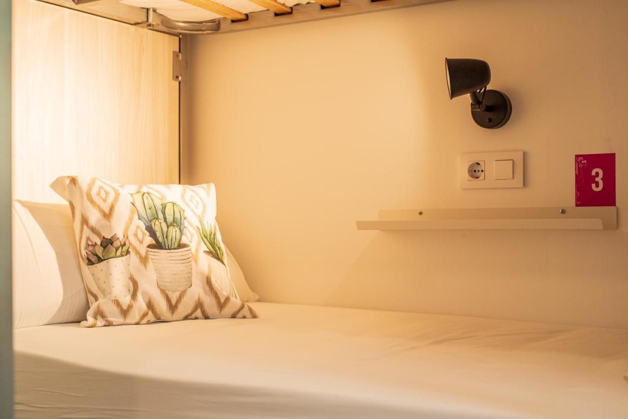 Bed in een Gemengde Slaapzaal met 6 Bedden