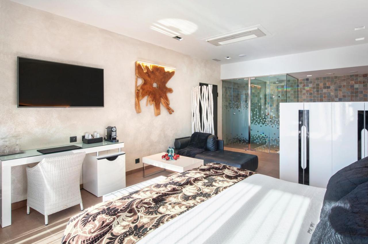 Suite Jacuzzi® Private Garden