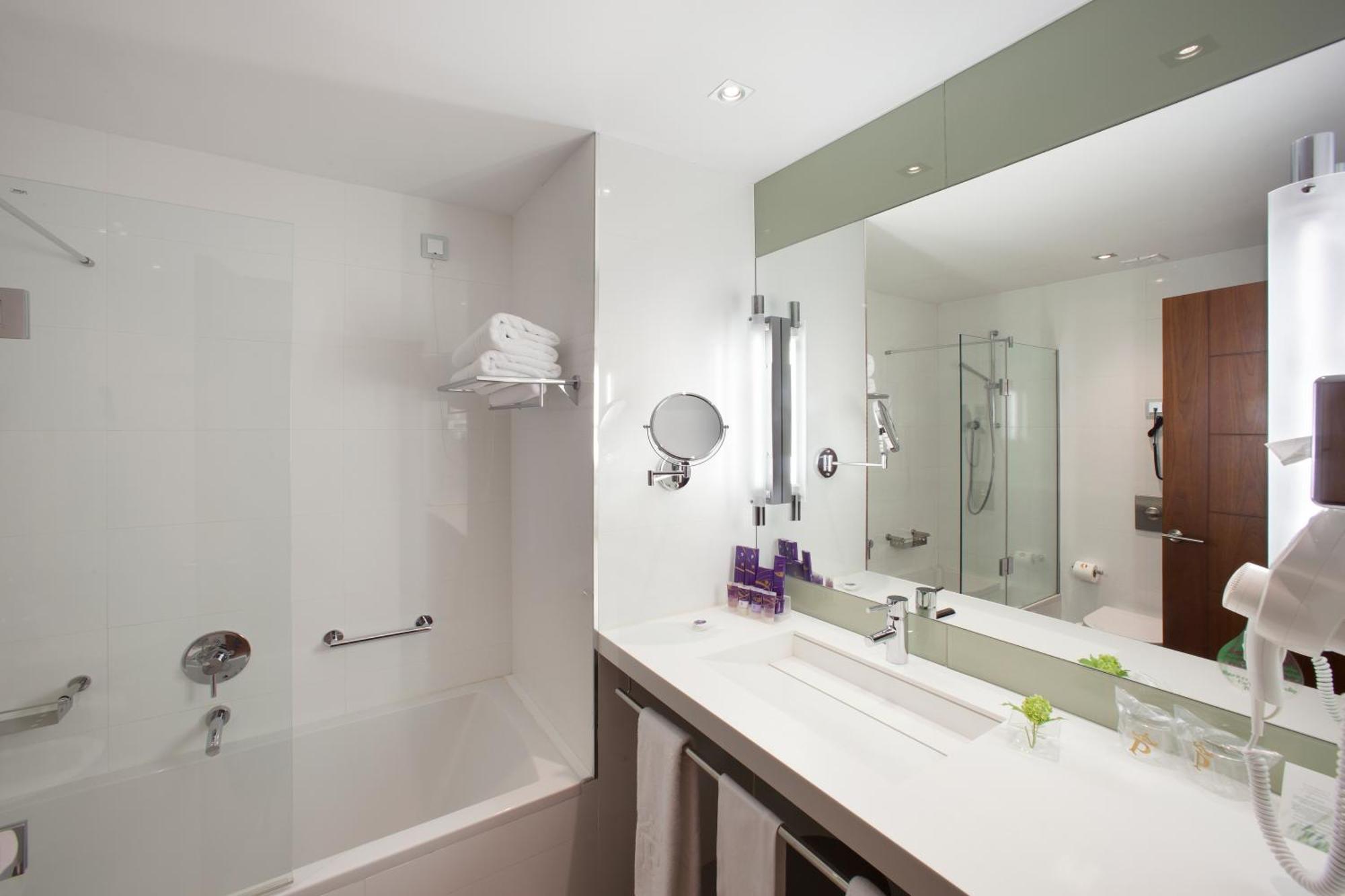 Double or Twin Room with Extra Bed (2 Adults + 1 Child)