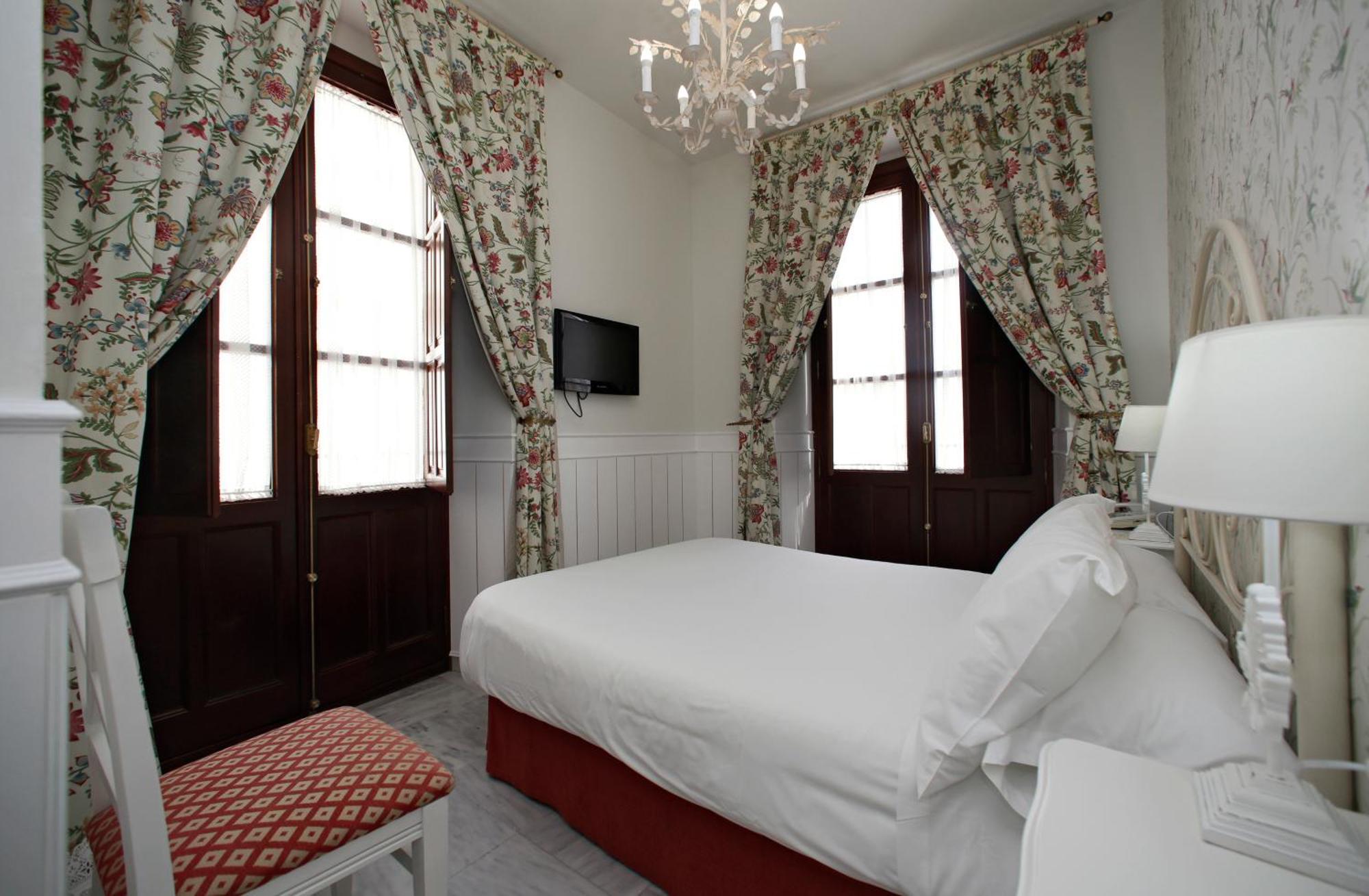 Budget Double Room,1011493117:JPEG