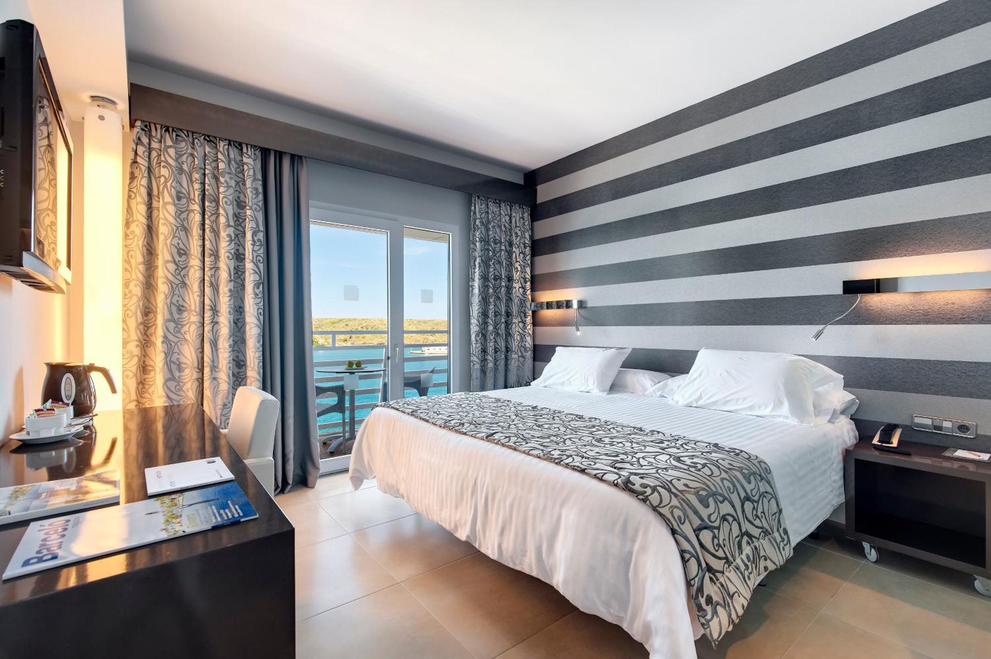 Superior Double or Twin Room Sea View,1431769105:JPEG