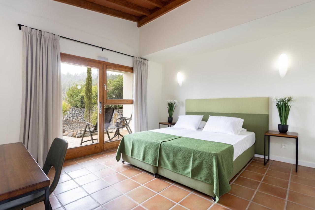 Habitación Doble con vistas a la montaña