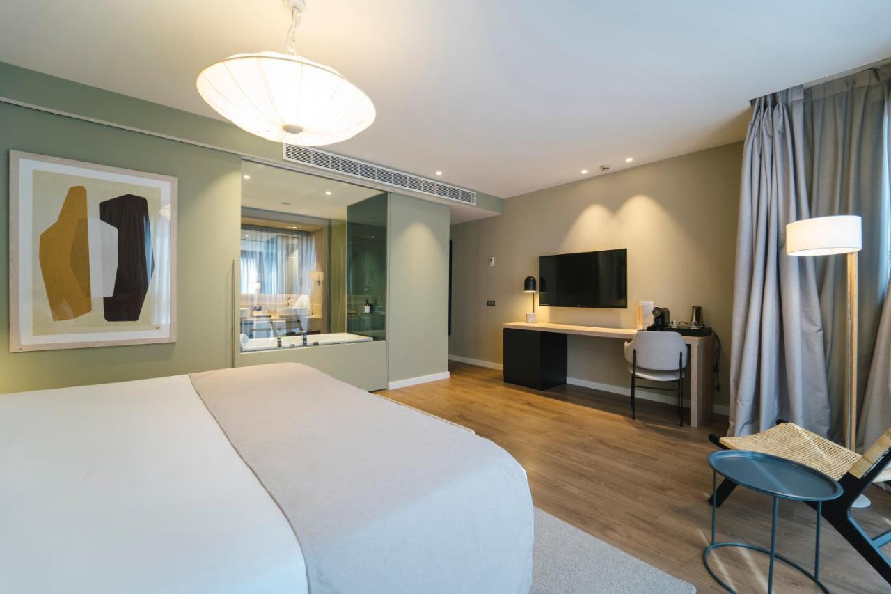 Premium Single Room