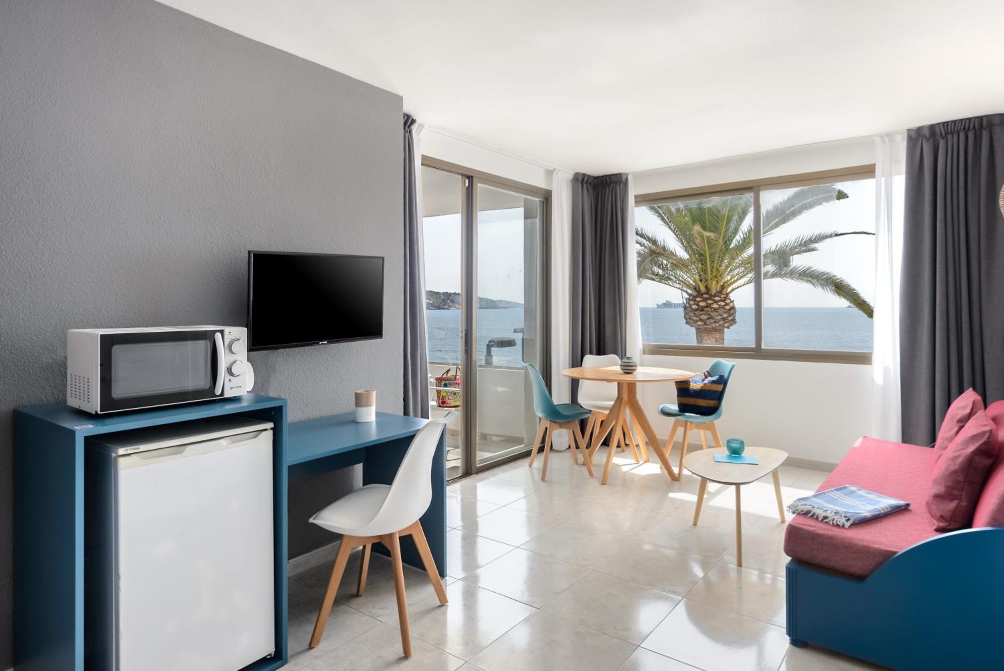 Appartamento con 2 Camere da Letto e Vista Mare
