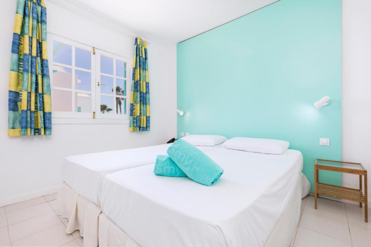Double Room near the pool,1272468055:JPEG