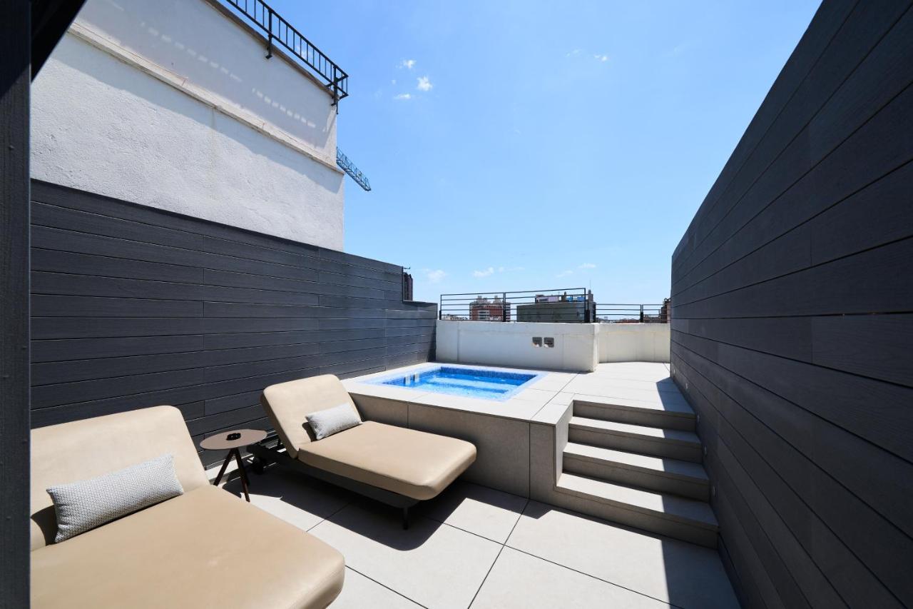 Suite with Private Pool