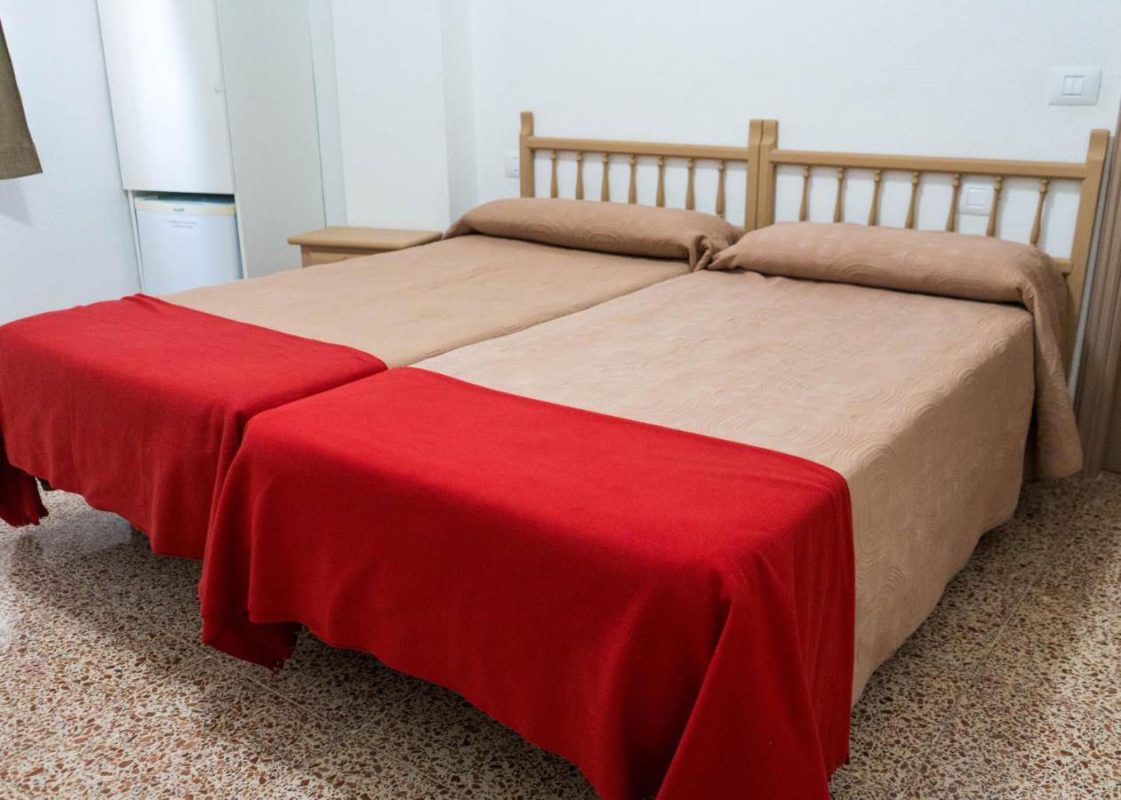 Doppel-/Zweibettzimmer mit Meerblick