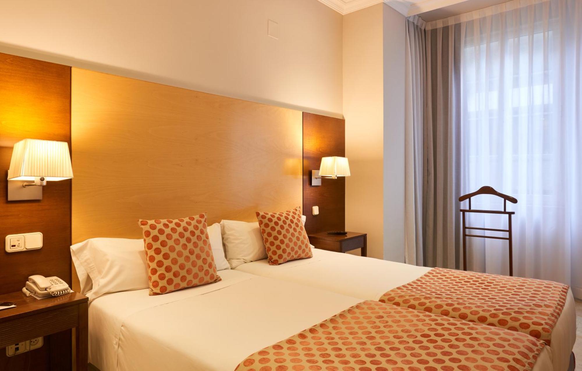 Triple Room (2 Adults + 1 Child)