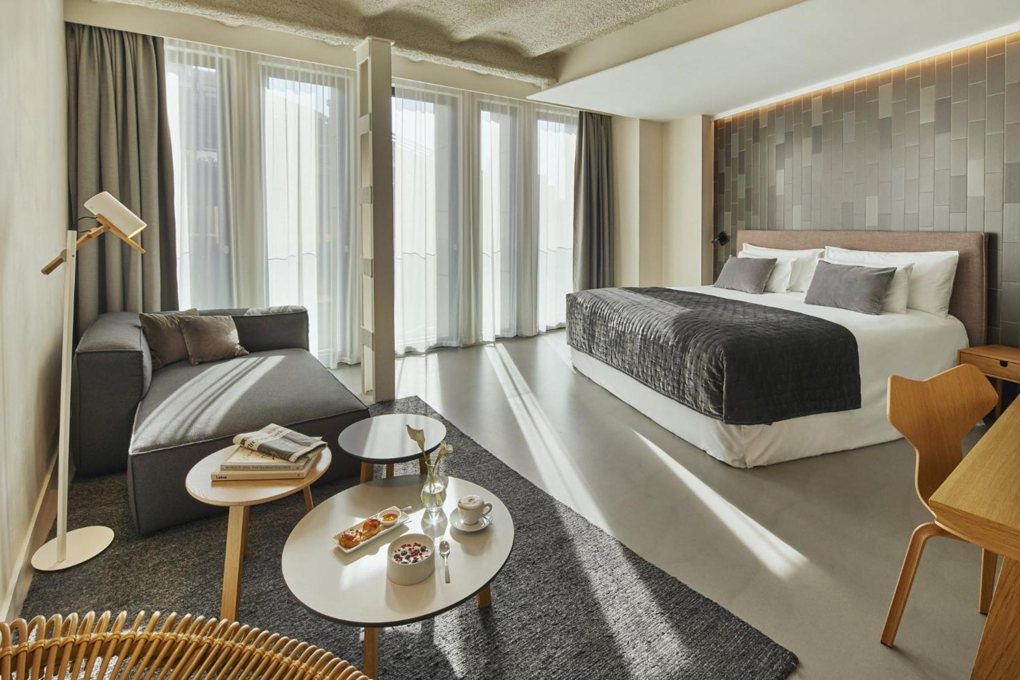 Junior Suite,831479105:JPEG