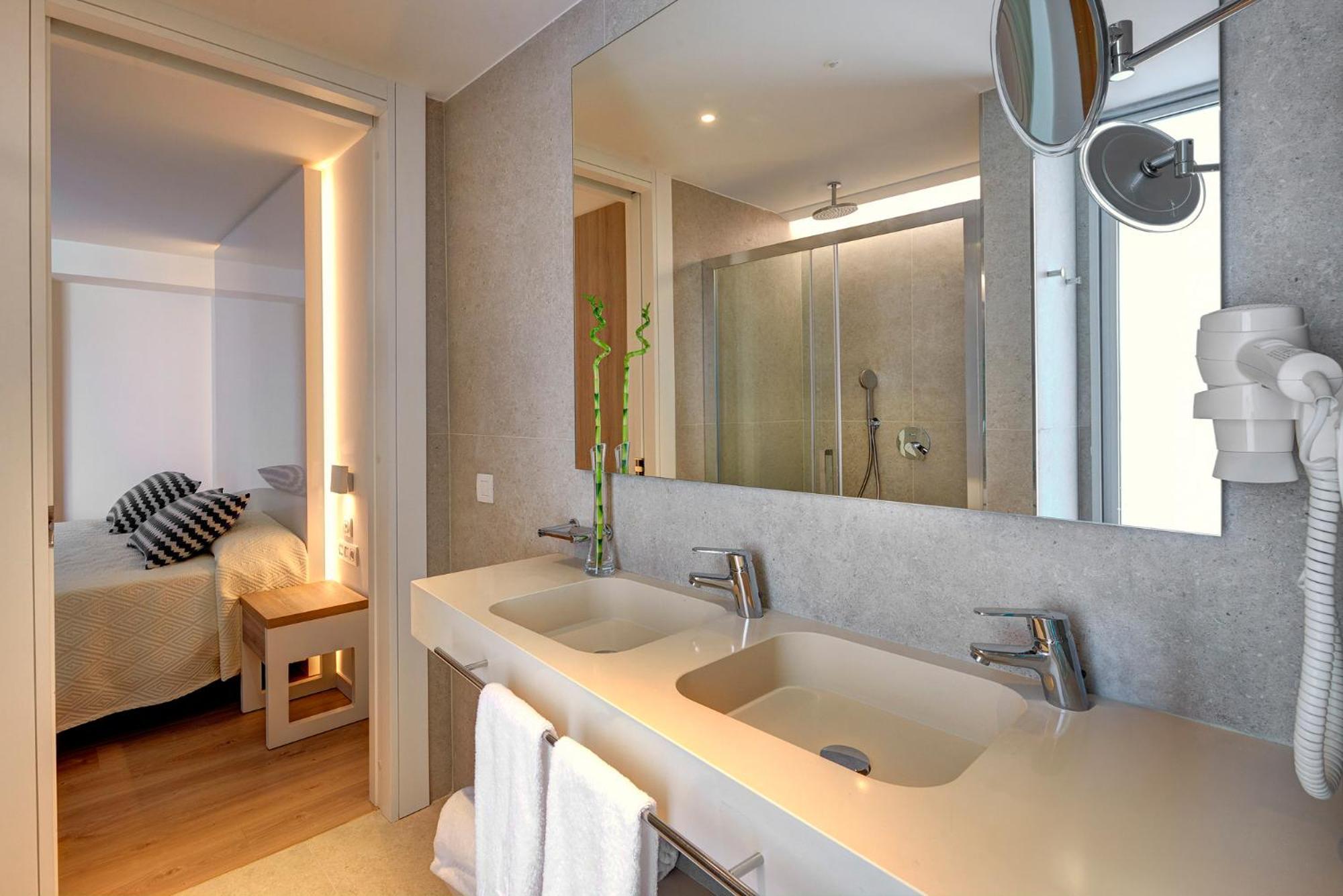 Junior Suite con Vista Piscina