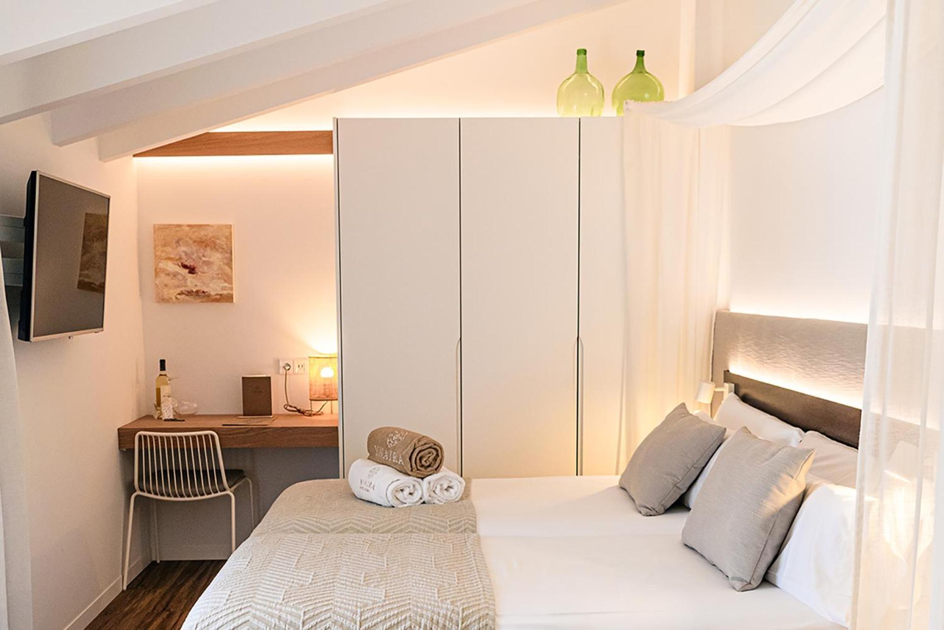 Double Room,1284686857:JPEG