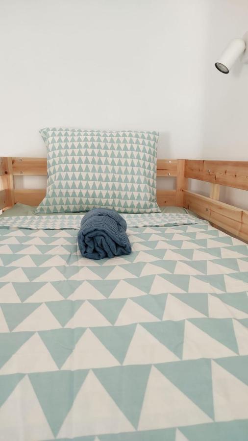 Posto Letto in Dormitorio Misto con 4 Letti