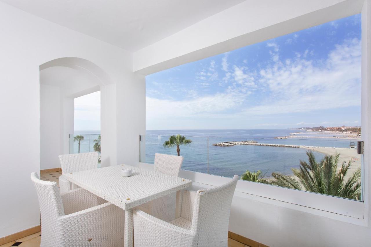 Deluxe Appartement met 3 Slaapkamers en Uitzicht op Zee