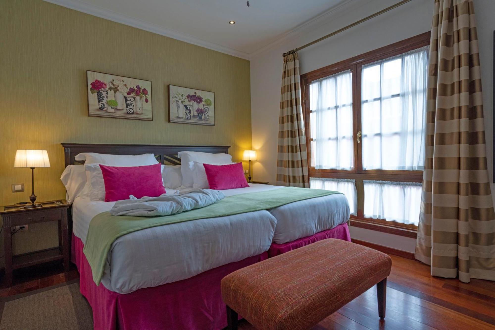 Junior Suite,1306904146:JPEG