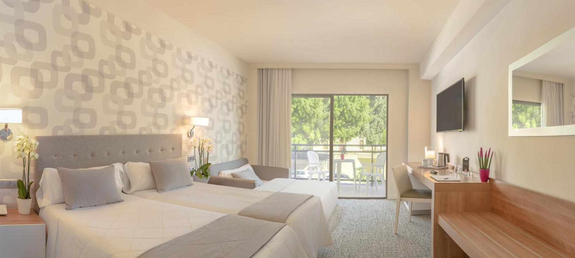 Superior Twin Room (3 Adults + 1 Child) with terrace,1306980625:JPEG