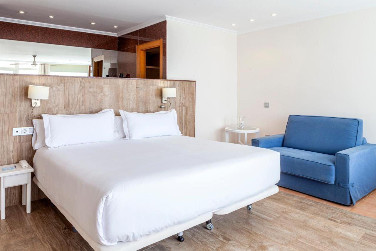 Suite avec Accès à la Piscine