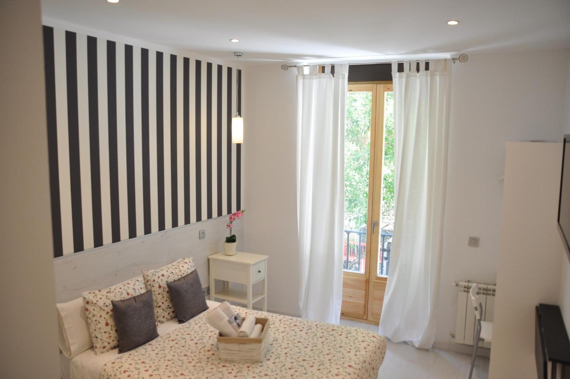 Deluxe Double Room with City View