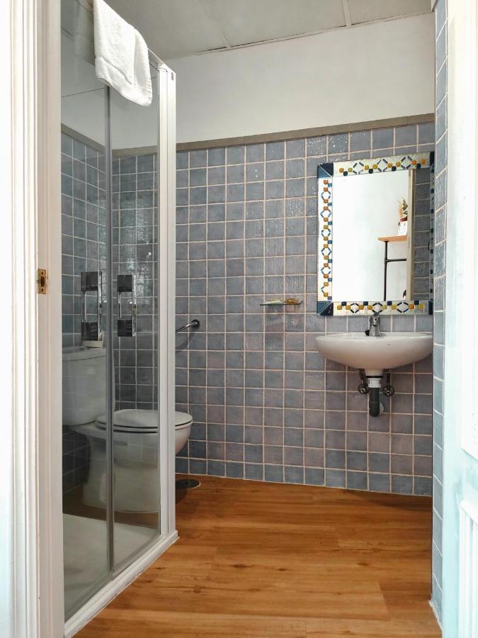 Double Room,1337552636:JPEG