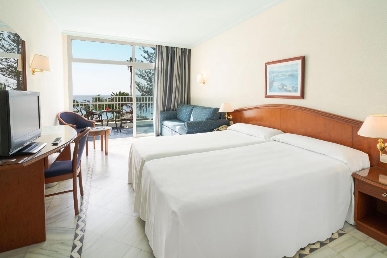 Family Room with Sea View (3 Adults + 1 Child),1349432818:JPEG