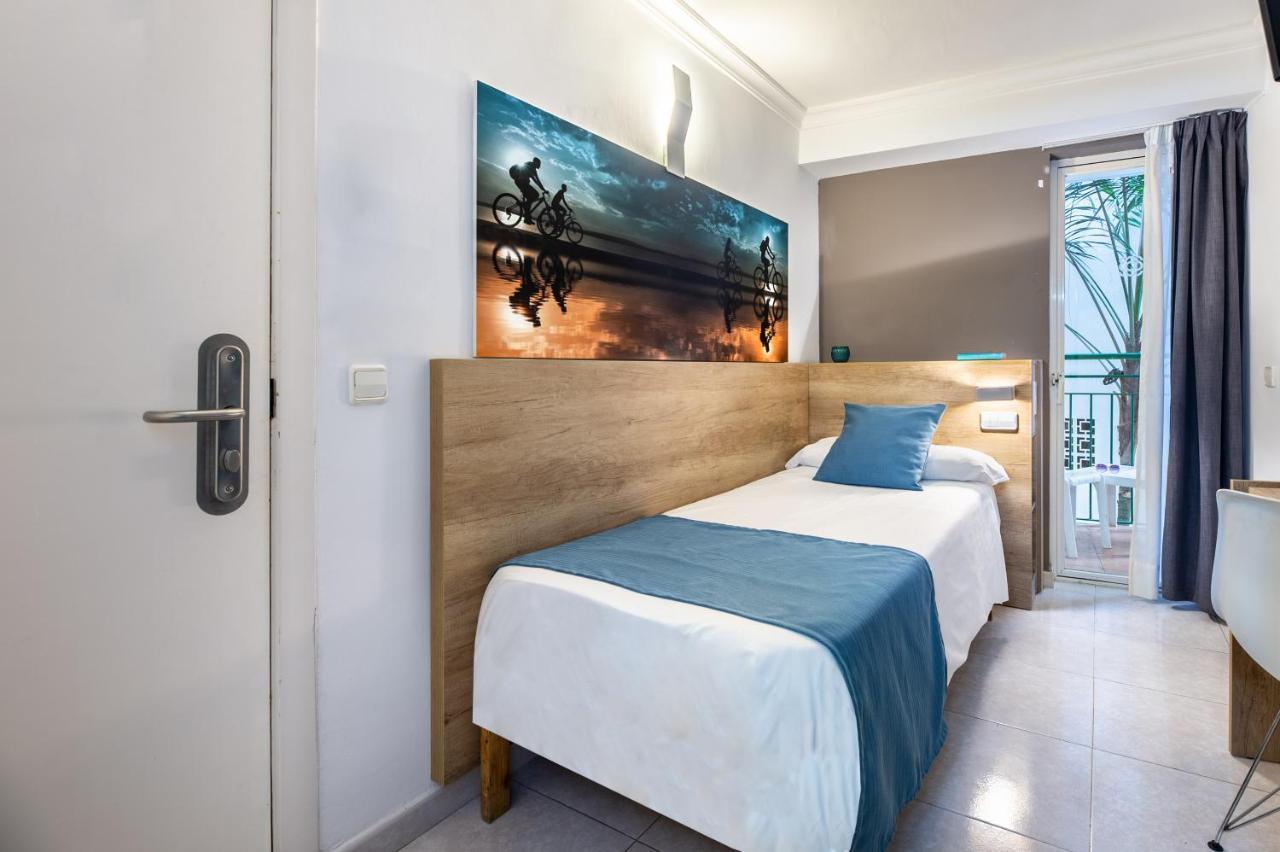 Single Room,1363524203:JPEG
