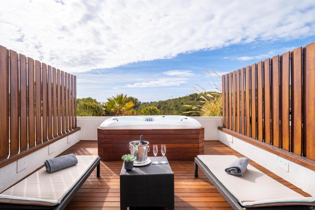 Chambre Deluxe Mediterrani avec Terrasse et Bain à Remous
