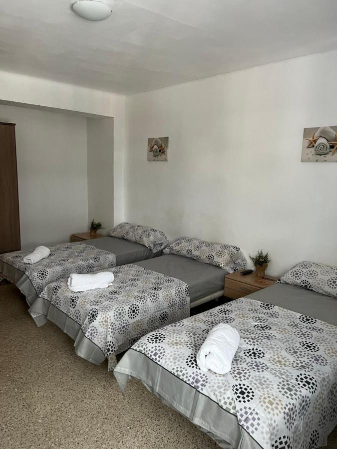 Triple Room,1397664401:JPEG