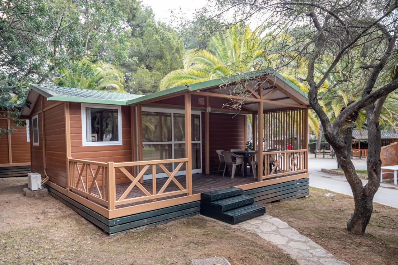 Three-Bedroom Bungalow,1393501274:JPEG