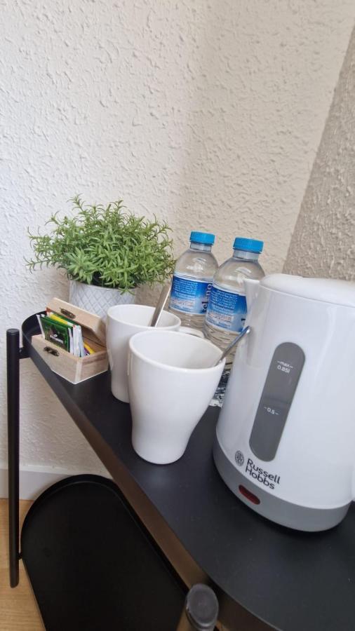 Single Room with Private Bathroom,1413710900:JPEG