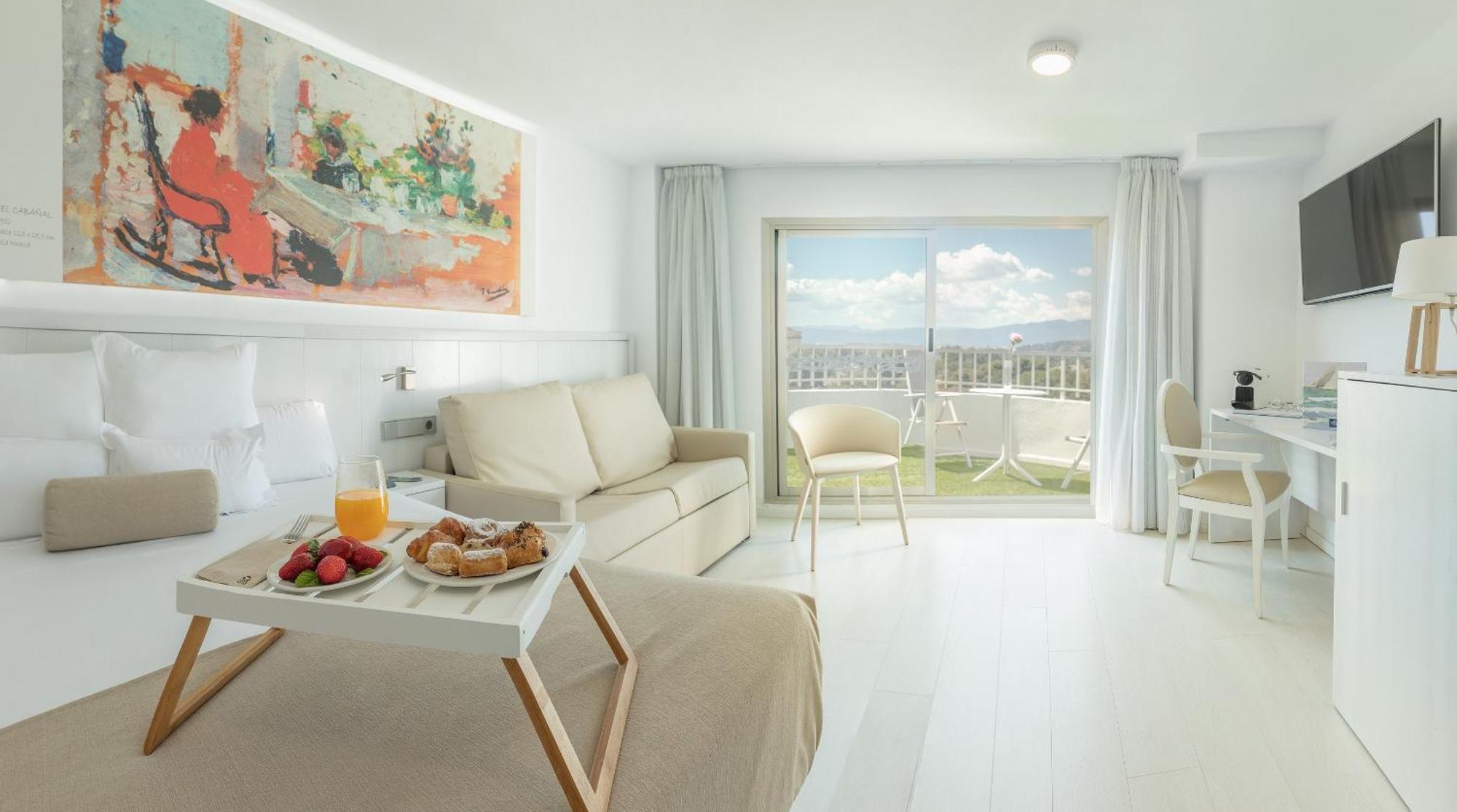Superior Double Room Balcony,1465753358:JPEG