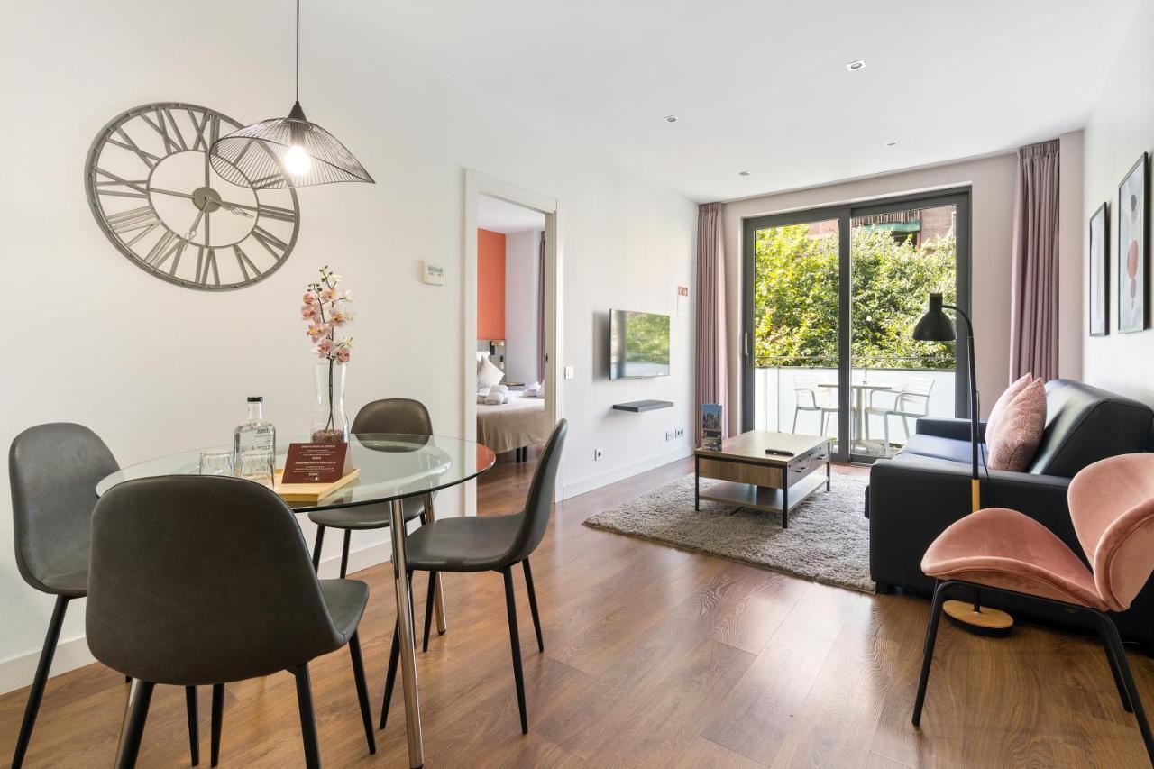 One-Bedroom Apartment,1498740076:JPEG