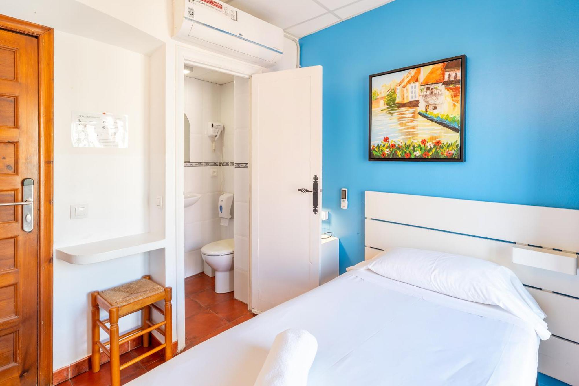 Single Room Balcony