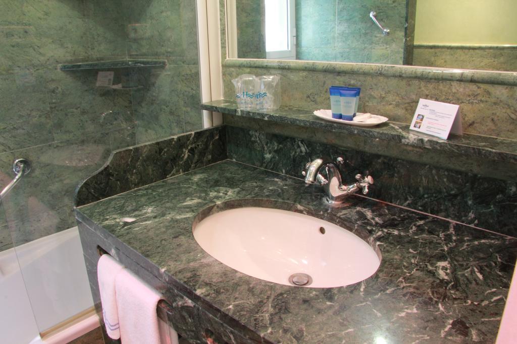 Standard Room with Spa Access