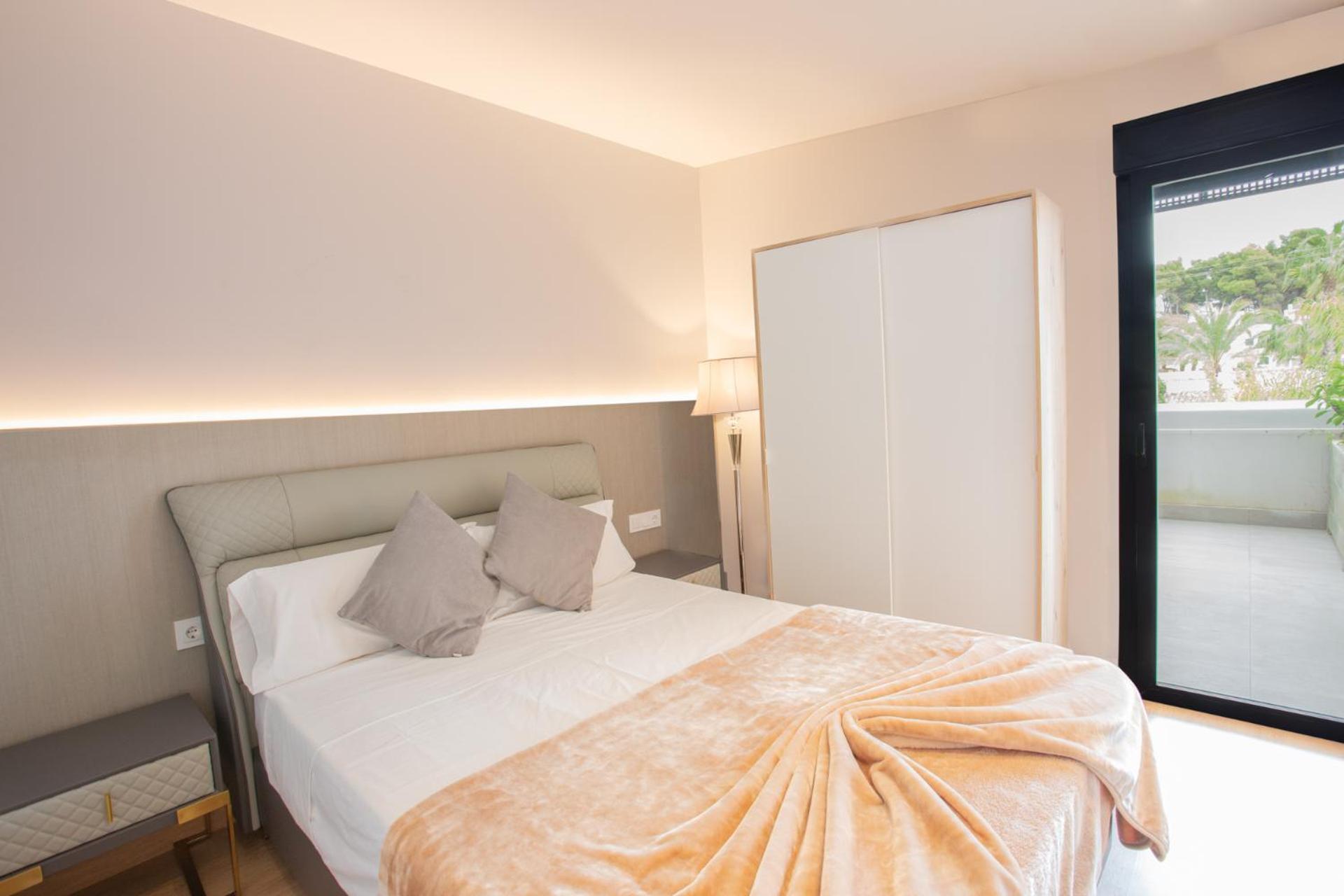 Double Room Balcony,1469432339:JPEG