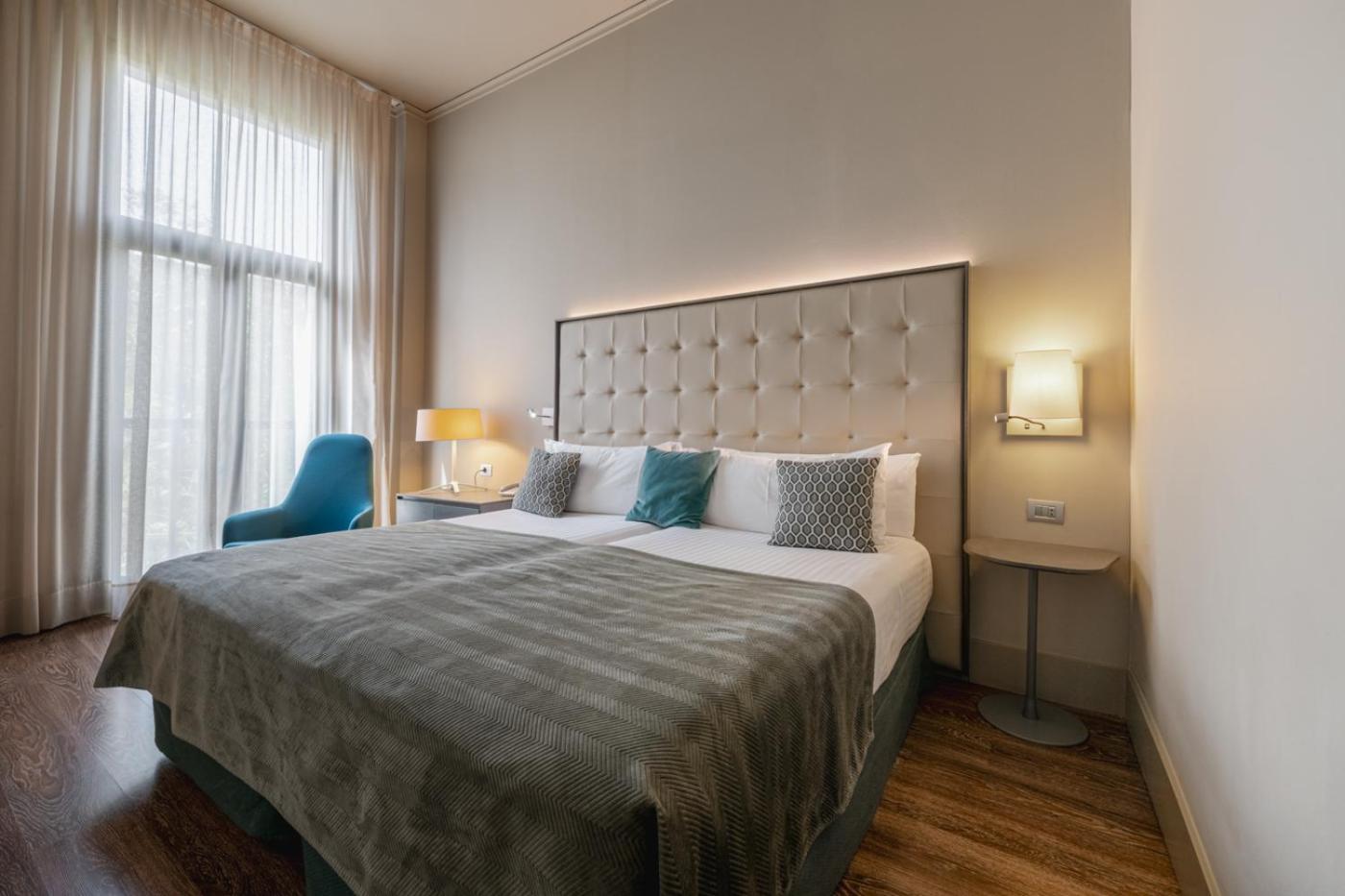 Family Room,1546381111:JPEG