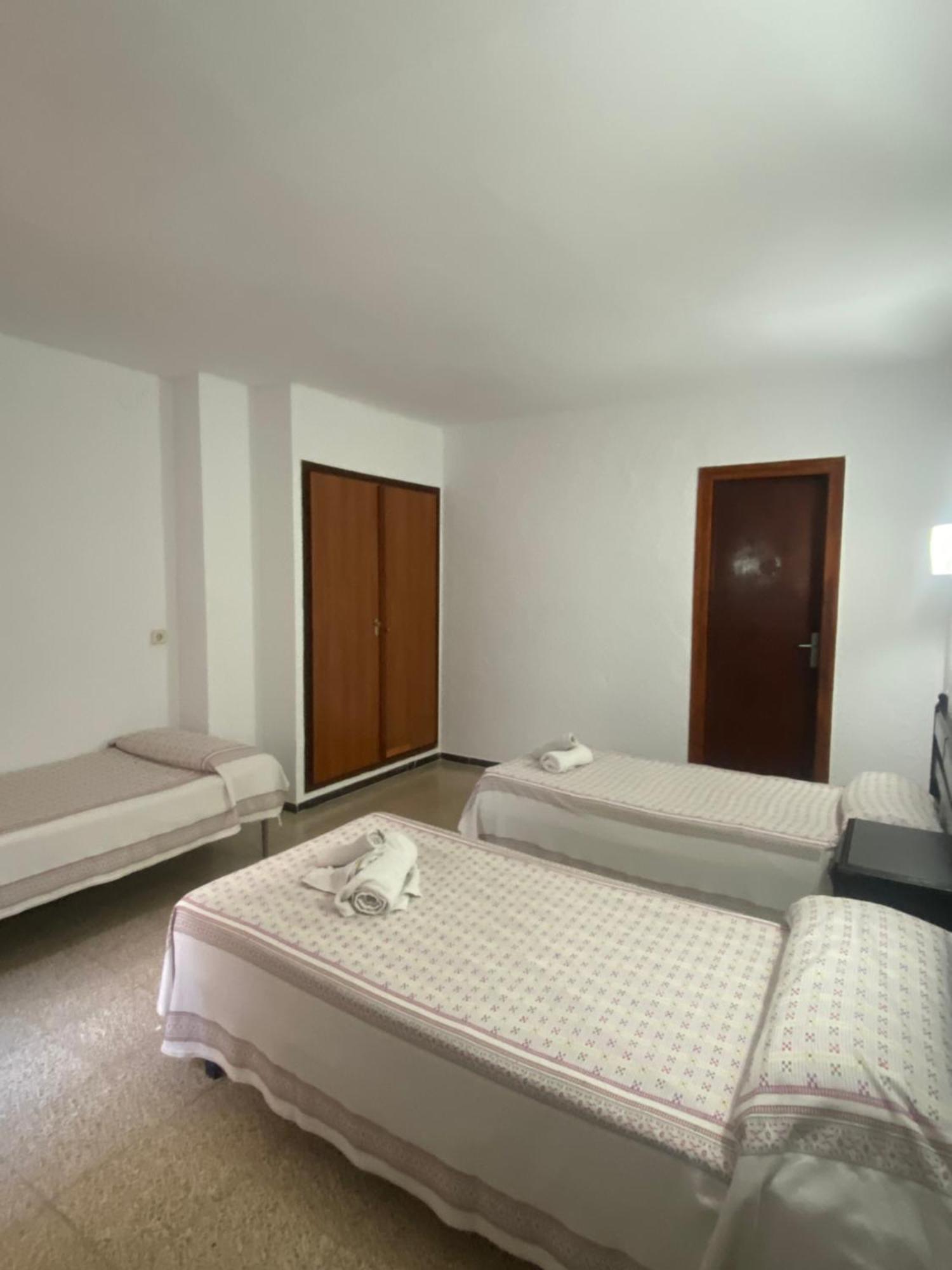 Twin Room with Extra Bed