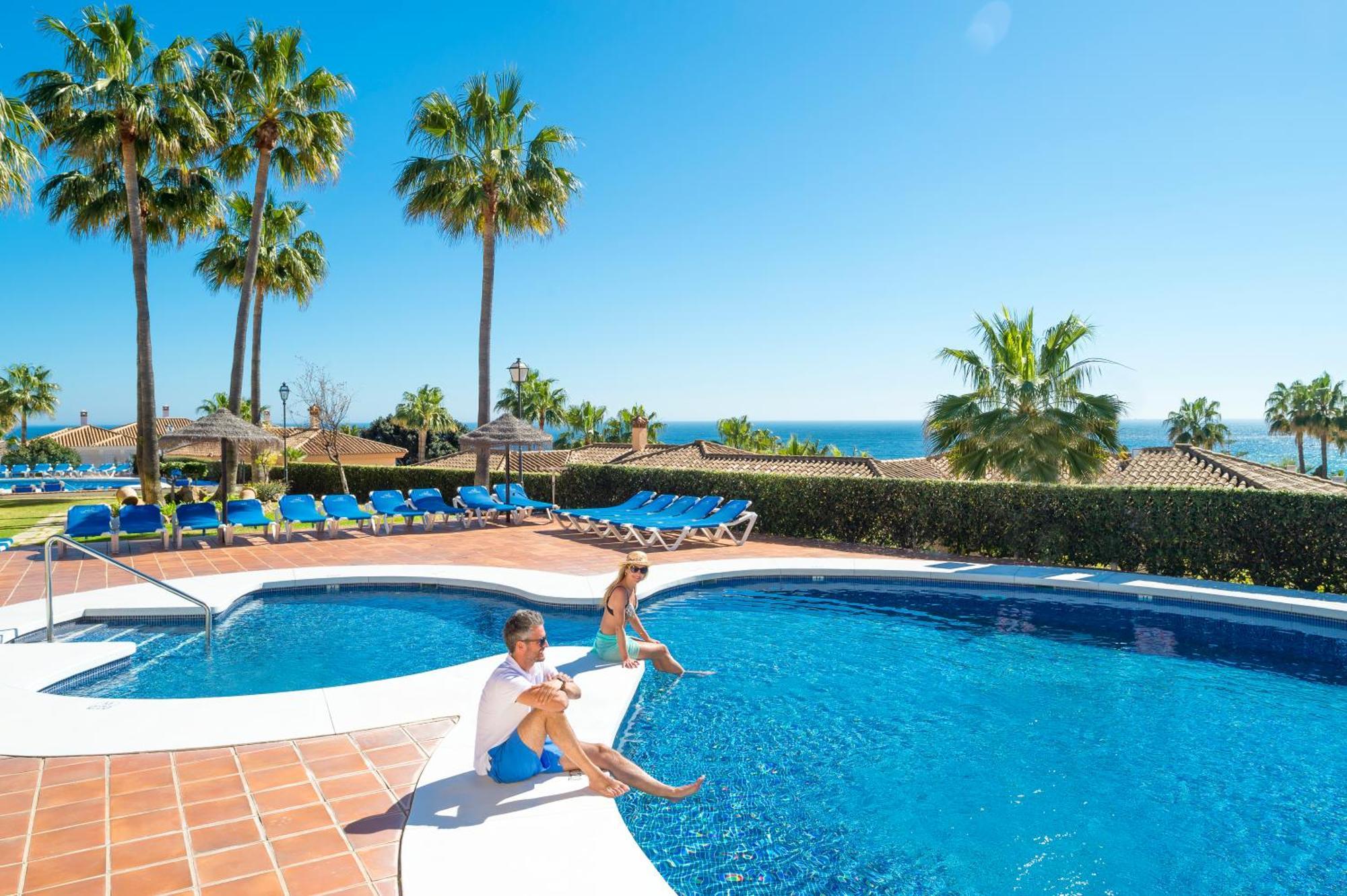 Premium Two Bedroom Apartment with Sea View