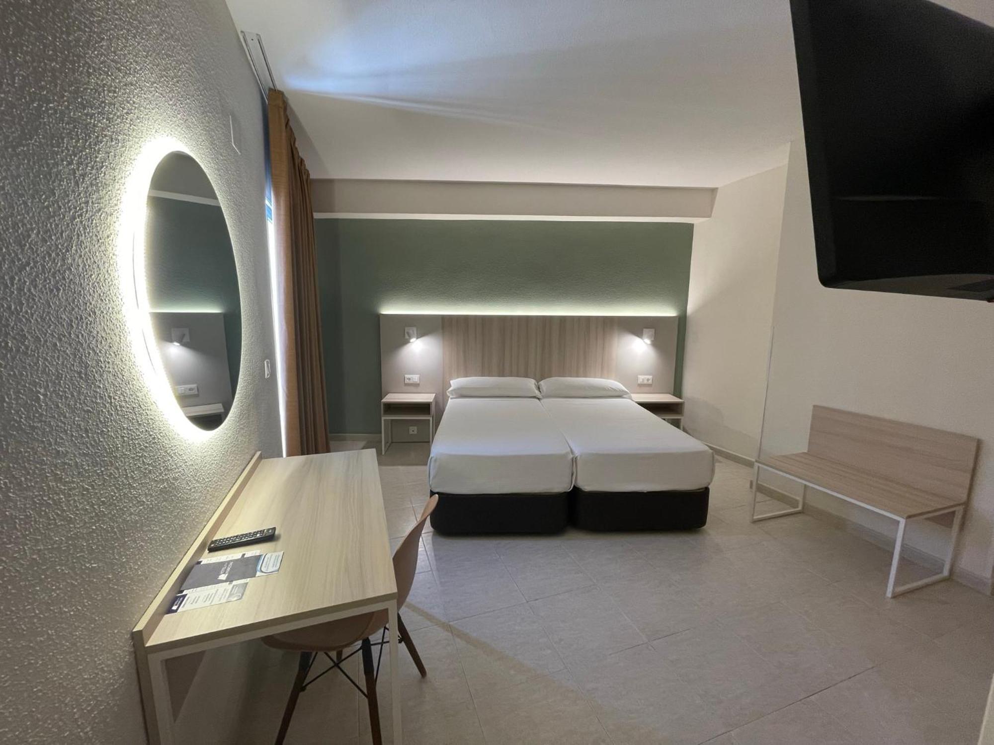 Budget Double or Twin Room,1558544179:JPEG