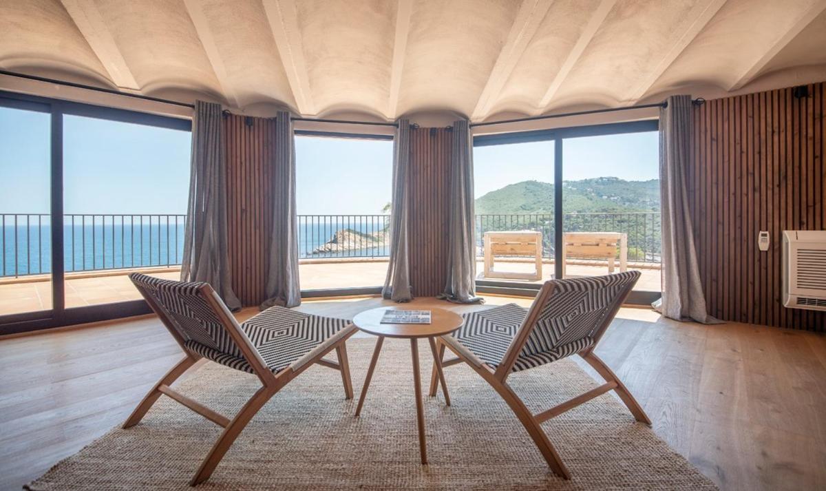 Deluxe Appartement met Terras en Uitzicht op Zee (210)